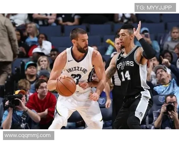 霍伊博格与锡伯杜的教练对决分析及战术博弈探讨 霍伊博格与锡伯杜的教练对决分析及战术博弈探讨