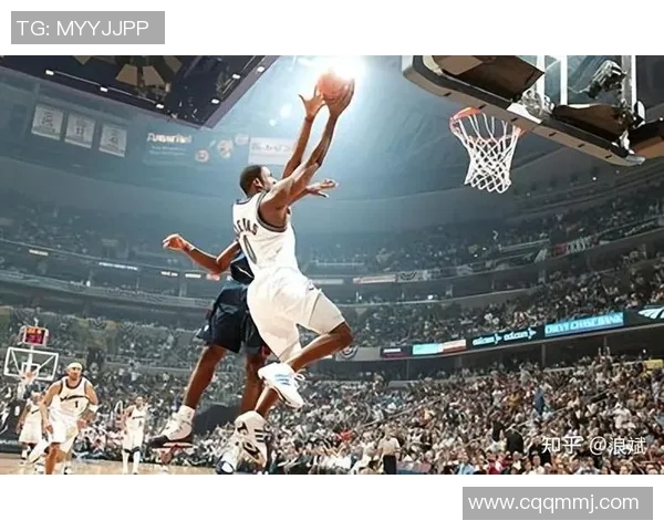 阿里纳斯与麦蒂的对决传奇：篮球场上的巅峰对抗与友谊之路