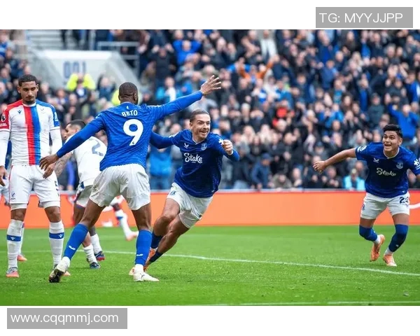 曼城与埃弗顿激战正酣最终比分揭晓引发热议