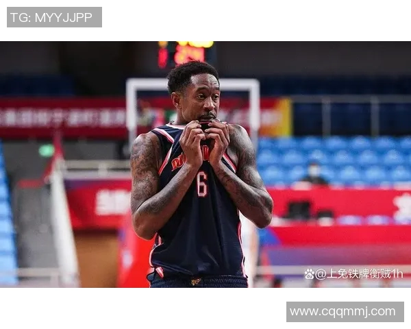 马尚布鲁克斯:从篮球场上的明星到生活中的奋斗者之路 马尚布鲁克斯:从篮球场上的明星到生活中的奋斗者之路