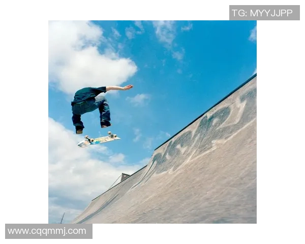 北京攀岩队耐力之争引发热议运动员训练与比赛表现的深度探讨